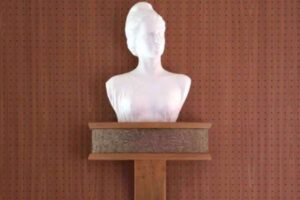 Marianne has a bust in every town hall (DR)